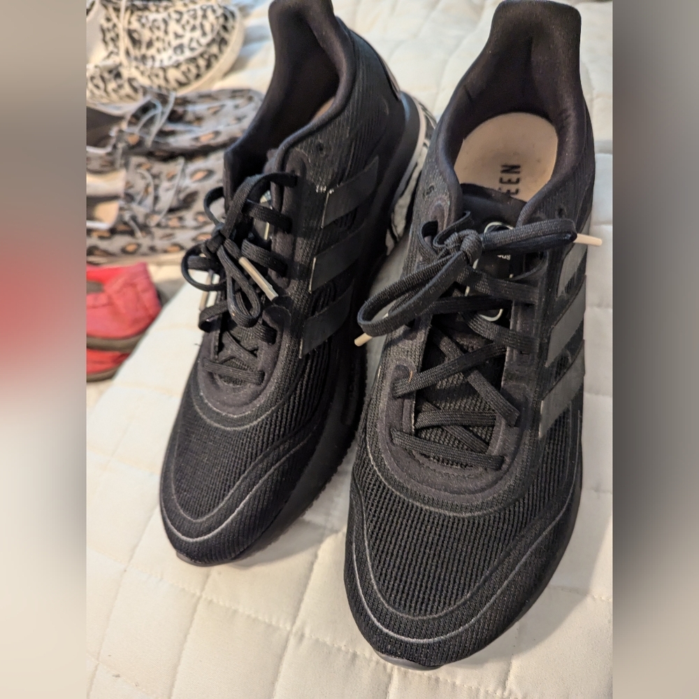 Brand new Adidas tennis shoes